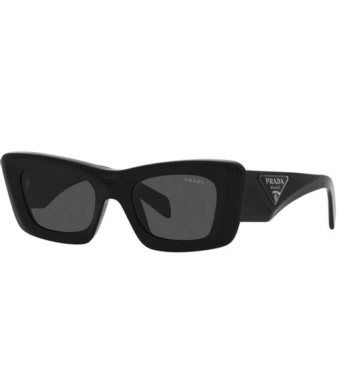 black prada glasses women